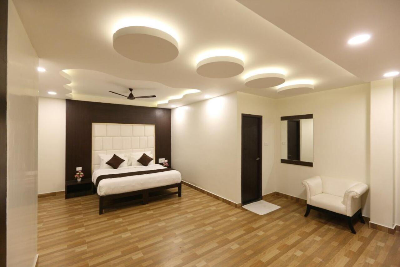 Hotel Rich Inn Ченнаї Екстер'єр фото