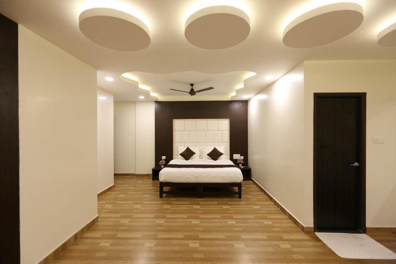 Hotel Rich Inn Ченнаї Екстер'єр фото