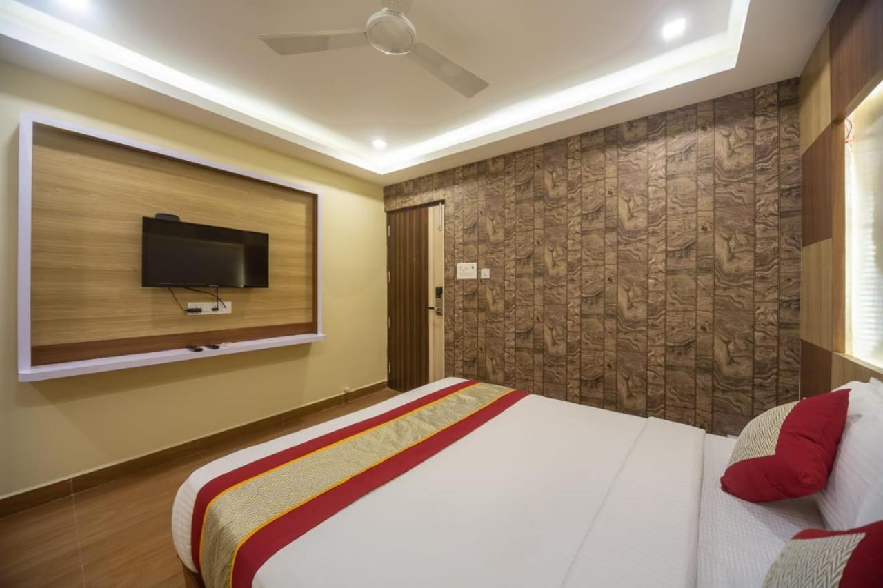 Hotel Rich Inn Ченнаї Екстер'єр фото