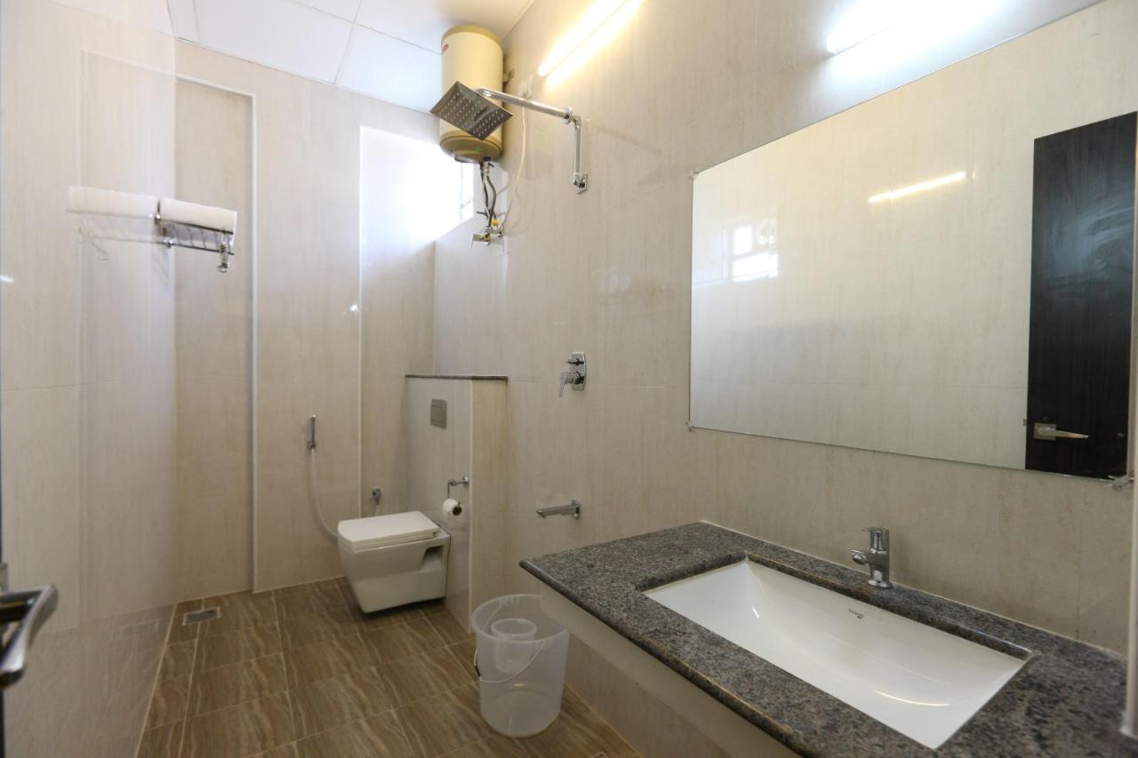 Hotel Rich Inn Ченнаї Екстер'єр фото
